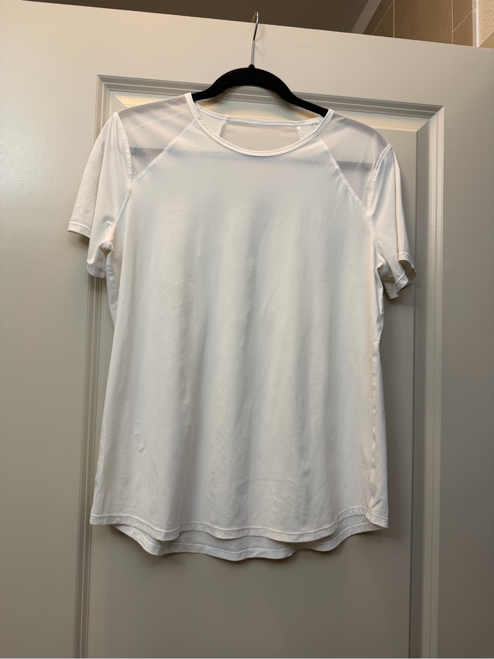 lululemon athletica Women's White Short Sleeve Athletic Tee